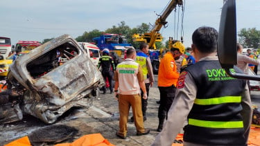 MEMPERBARUI! Kecelakaan Maut Di Tol Jakarta Cikampek KM 58, Polisi ...