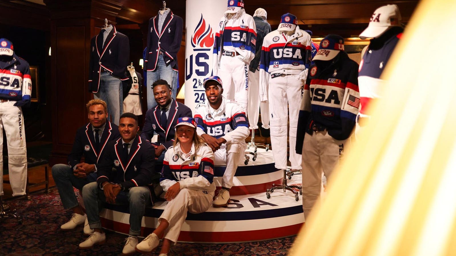 Tim And Ralph Ralph Lauren Mengungkap Seragam Tim AS Untuk Olimpiade Paris 2024 ...