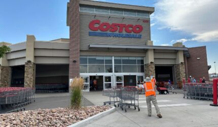 Pemegang Saham Costco Sangat Mendukung Kebijakan DEI Perusahaan Saat Pengecer Besar Lainnya Mundur