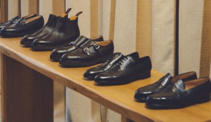 Berluti dan John Lobb membuat kasus untuk aksesoris investasi