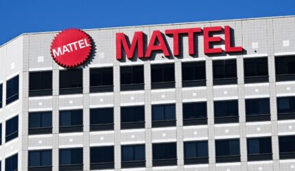 Stok Mattel melompat 15% pada prospek positif, meskipun ada kekhawatiran tarif