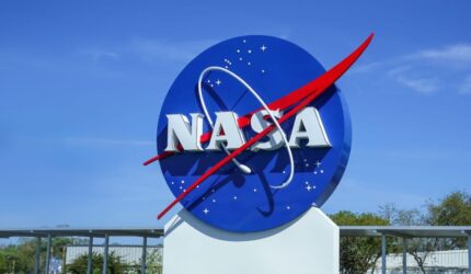 Hampir 4.000 karyawan NASA berhenti sebagai bagian dari pembelian Trump