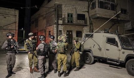 Beberapa orang Palestina diculik, dua orang terluka dalam serangan IOF di W. Bank