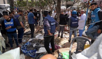 Lebih dari 100 jurnalis foto dan koresponden perang menuntut akses langsung ke Gaza