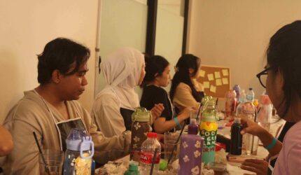 Hadirkan Kolaborasi bersama GBU Plast dengan Botol Ramah Lingkungan