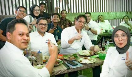 Purbaya Menteri Pertama yang Ngajak Rakyat Kaya Bareng-bareng
