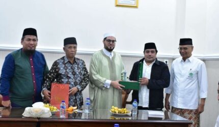 Prof. Dr. Muhammad Bela’o, Tokoh Muslim Internasional dari Inggris, Kunjungi Masjid Agung Jawa Tengah untuk Perkuat Kerja Sama Dakwah dan Pendidikan