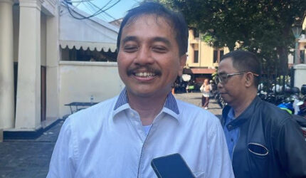 Roy Suryo Kuliti Kejanggalan Salinan Ijazah Jokowi yang Didapat dari KPU: Tanda Tangan Ditutup