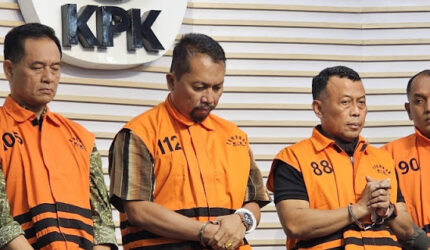 Bupati Ponorogo Sugiri Sancoko Libatkan Adik dan Iparnya Ambil Uang Korupsi