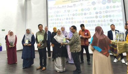 Dua Profesor USK Dinobatkan sebagai Akademisi Paling Populer di Asia Tenggara