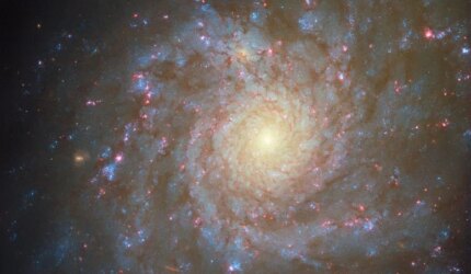 Galaksi Spiral NGC 4571