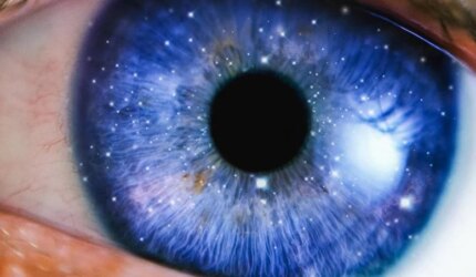 Penutup Mata Ekstrim