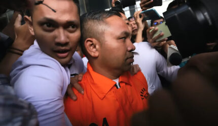 KPK Ungkap Gubernur Riau Gunakan Uang Hasil Pemerasan untuk Plesiran ke Malaysia, Brasil, hingga Inggris