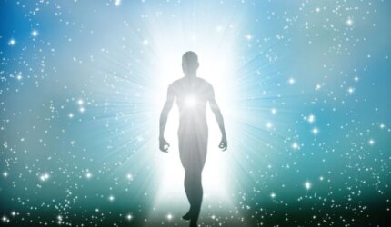 Bintang Manusia Bersinar Umur Panjang