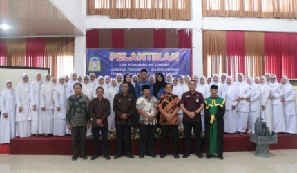 Lantik 42 Pejabat Fungsional, Sekda Aceh Besar Tekankan Disiplin dan Komunikasi Efektif