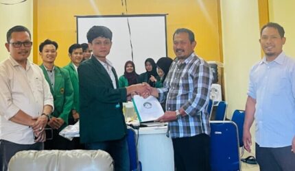 PEMA UNADA Banda Aceh Serahkan Program Kerja Kabinet Meurakyat ke Rektor