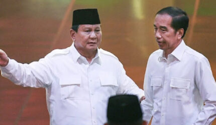 Prabowo Tidak Perlu Lindungi Jokowi dan Luhut
