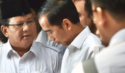 Prabowo Jadi Sandaran Jokowi dan Relawannya