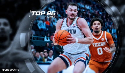 25 Teratas dan 1: No. 5 UConn menyelesaikan daftar nonkonferensi dengan kemenangan atas Texas