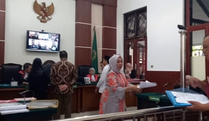 Adik Mahfud MD Beberkan Bukti Ijazah S1 Palsu yang Dijual Rp500 Ribu, Dibuat Pakai Photoshop