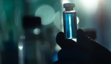 Ilmuwan Memegang Penemuan Zat Misteri Cair Tabung