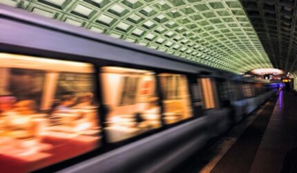 Layanan kereta api yang lebih sering, perbaikan bus, tarif tetap, semuanya merupakan bagian dari usulan anggaran Metro GM