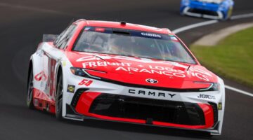 Pembaruan langsung Brickyard 400 | Ty Gibbs memenangkan Tahap 1 setelah Larson gagal memimpin