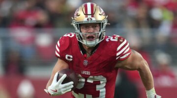 Posisi Christian McCaffrey di Peringkat RB PFF Menimbulkan Pertanyaan