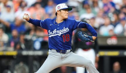 Yoshinobu Yamamoto melakukan start berkualitas vs